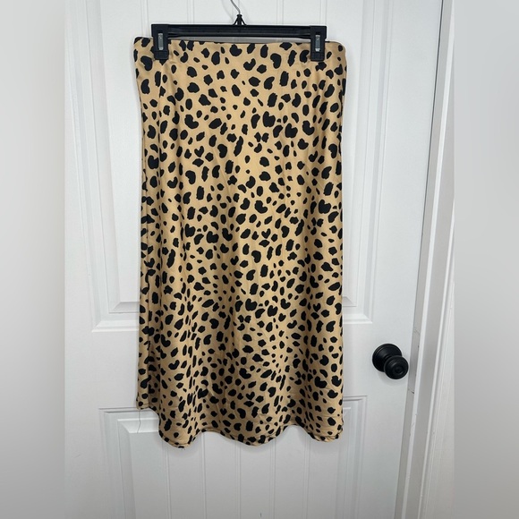 Leopard Print Midi Skirt - Picture 1 of 2